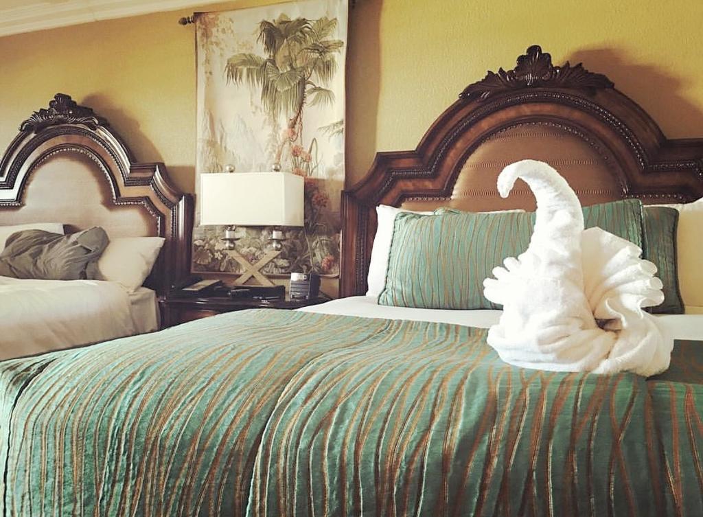 Pacific Terrace 4*